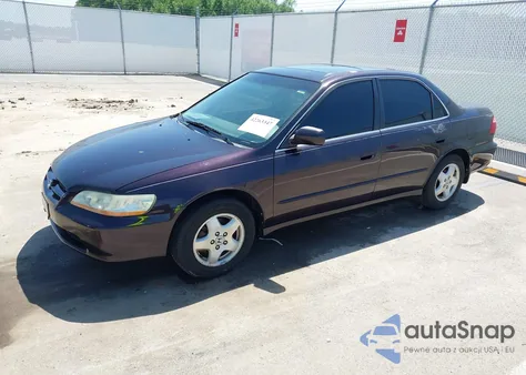 1998 Honda Accord Ex V6 из США, поврежденный, VIN 1HGCG1658WA042017